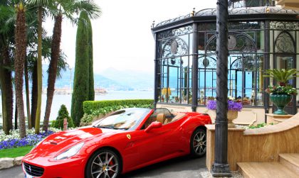 Ferrari Top Locations 46 - Salone Auto Torino Parco Valentino
