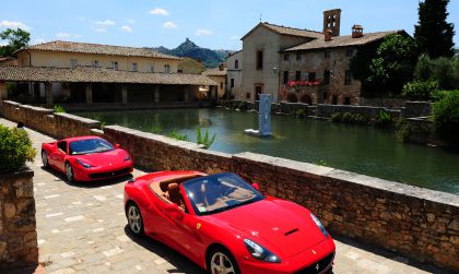 Ferrari Top Locations 51 - Salone Auto Torino Parco Valentino